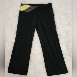 Under Armour Black AllSeasonGear Fitted Crop Pants